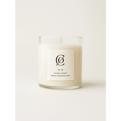 If you have ever walked around the streets of Charleston in early spring, you will not often escape the fresh scent of jasmine wherever you go. Covering gates and walls of many downtown houses and buildings, jasmine immediately fills your senses and long after you&